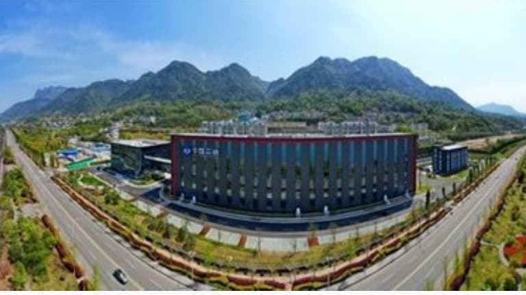 largest green zero carbon data center cluster China