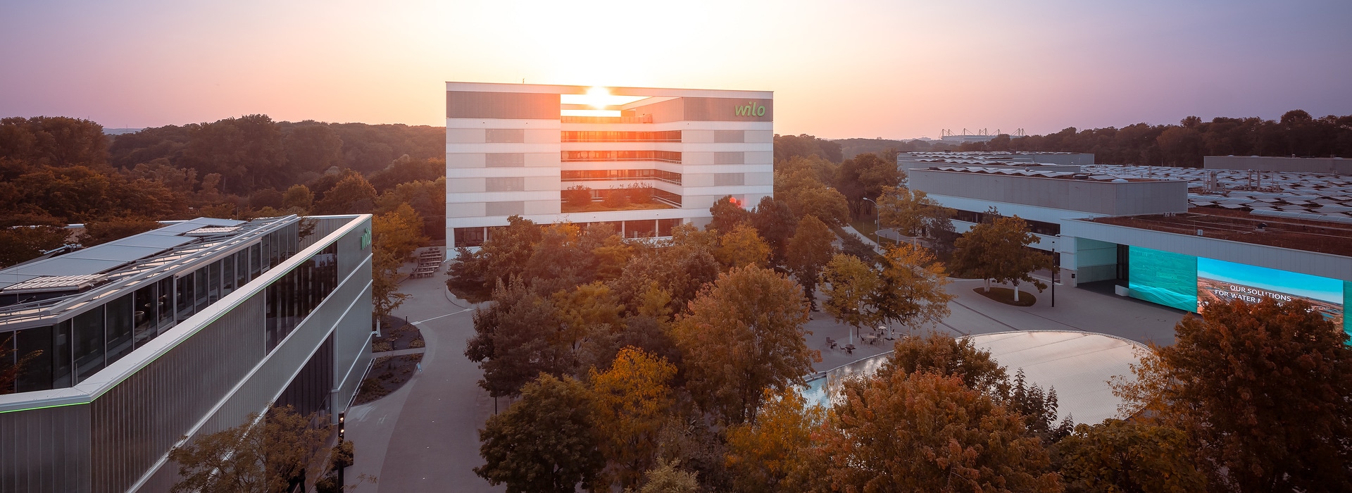 Wilopark is the Wilo Group’s headquarters in Dortmund. On the right: the Smart Factory. Image: WILO SE wilopark-is-the-wilo-group-headquarters-in-dortmund