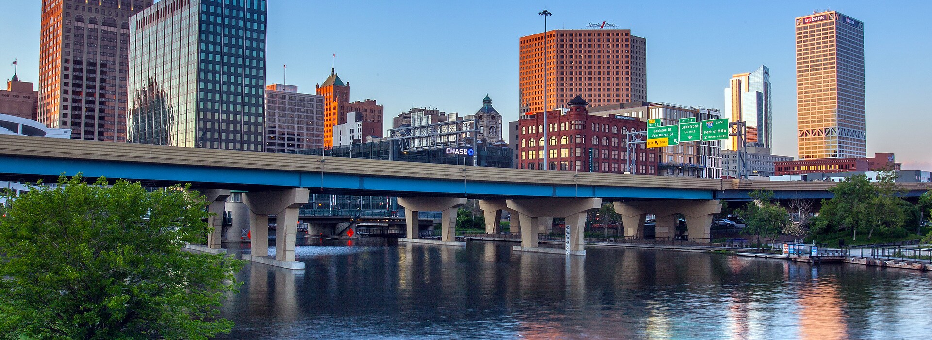 Partner für innovative Wasserlösungen die-stadt-milwaukee-als-symbol-fuer-den-gastbeitrag-im-wilo-geschaefts-und-nachhaltigkeitsbericht-2024