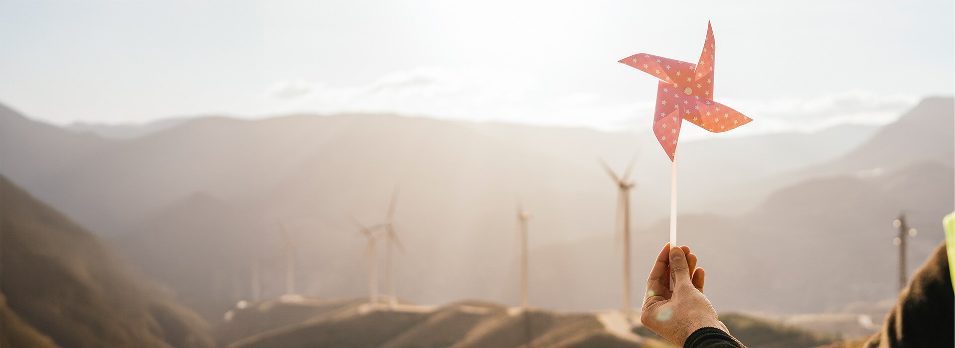 Wind turbines symbolising the Wilo megatrend energy revolution.