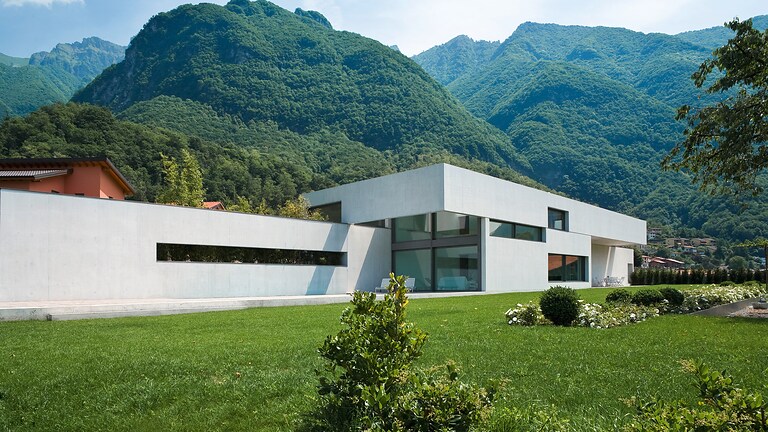 Villa Mansion with nature