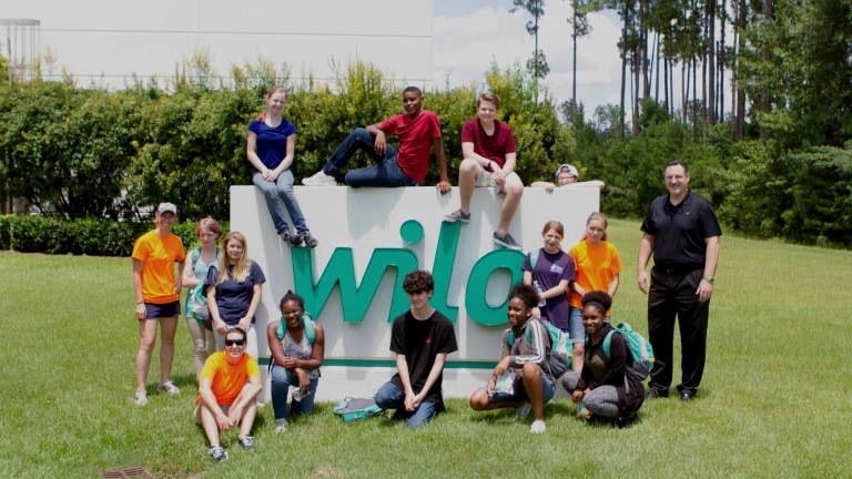 STEMtastic group shot in front of Wilo sign