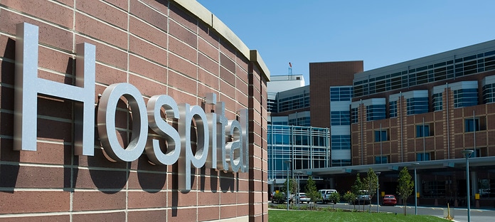 Krankenhaus Außenansicht für Gebäudetechnik