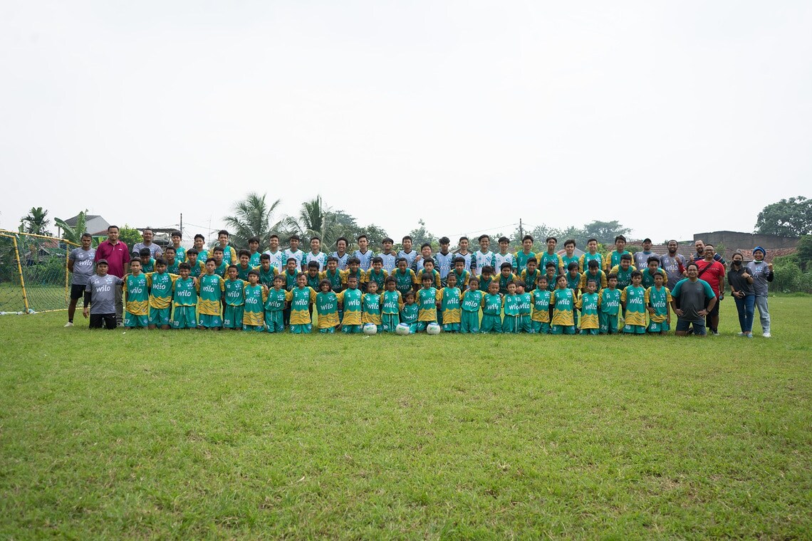 Wilo Indonesia sponsored a club of soccer kids (OSSC)