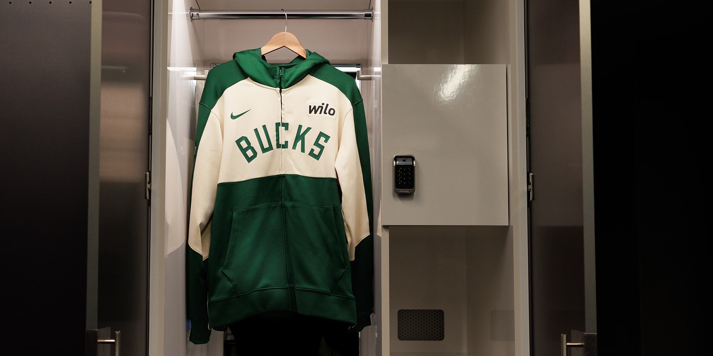 Milwaukee Bucks Jersey im Spind