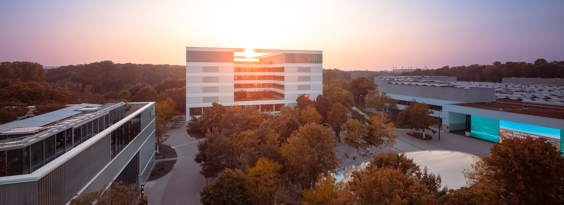 Wilopark in Dortmund is the headquarters of the multinational Wilo Group. The water technology group includes around 90 production and sales companies located in over 50 countries around the world.