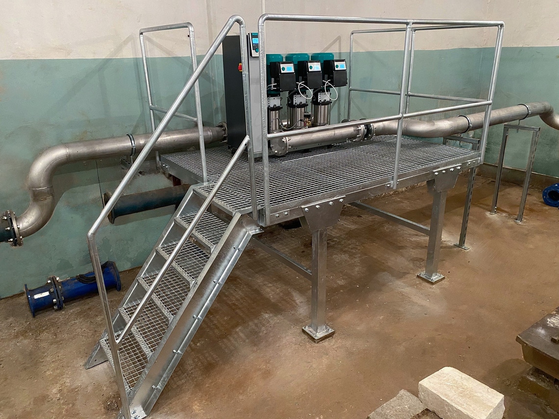 Zestaw pompowy Wilo-Siboost Smart 3 Helix VE w hydroforni Spółdzielni Mieszkaniowej Górczewska w Warszawie