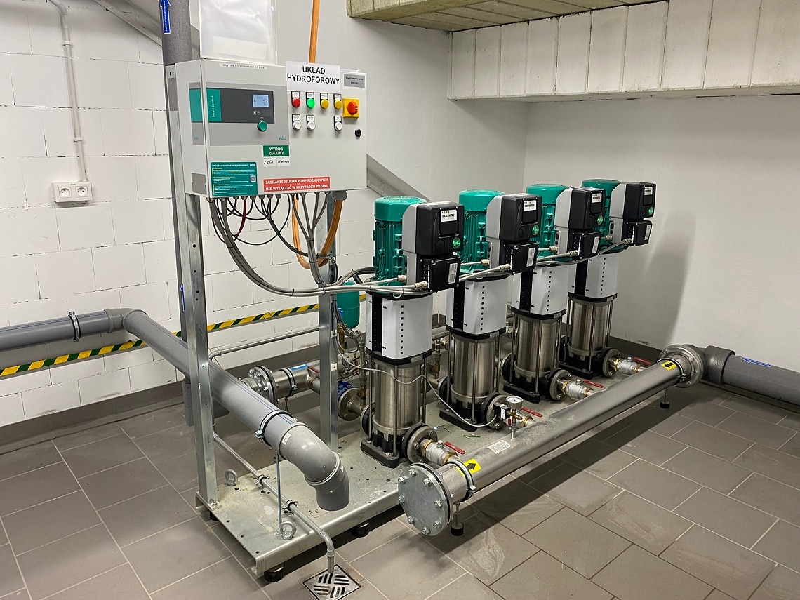 Zestaw pompowy Wilo dla celów ppoż. i celów bytowych na terenie stadionu piłkarskiego Itaka Arena w Opolu