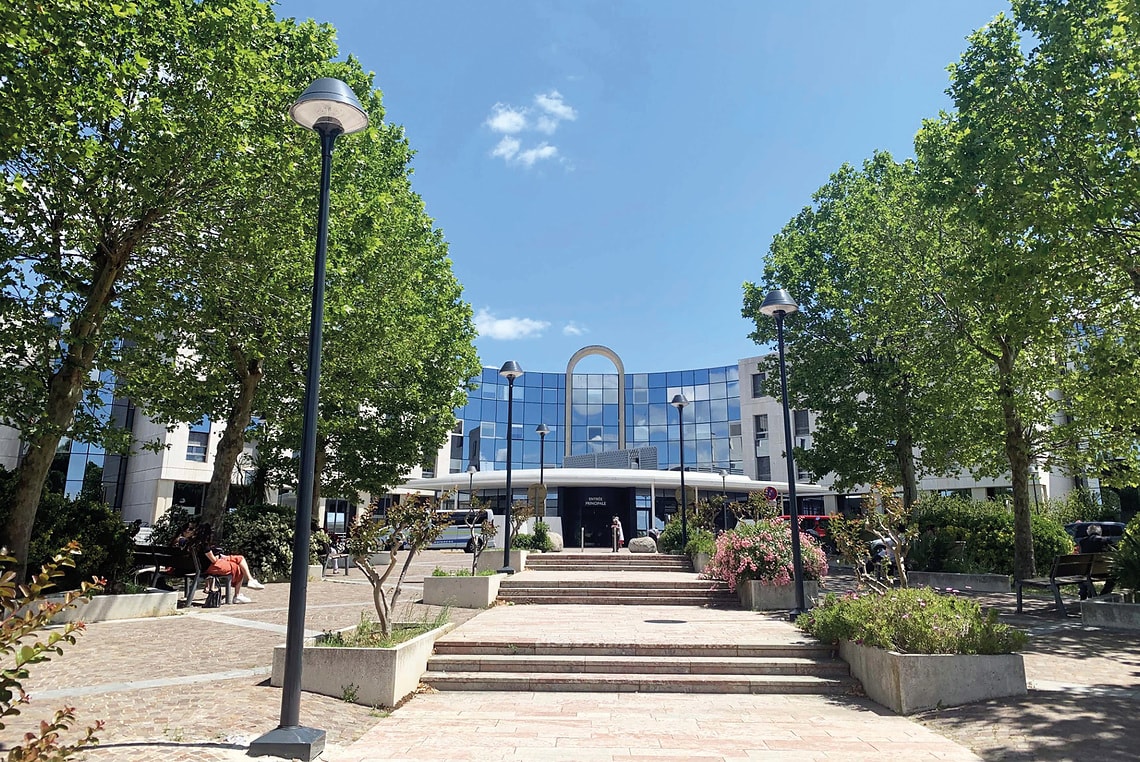 Obiekt referencyjny: szpital Béziers we Francji