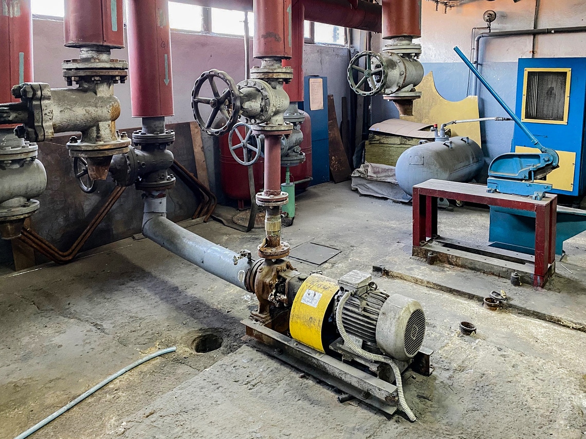 Pompa zmieszania gorącego przed modernizacją Ciepłowni Sierpc