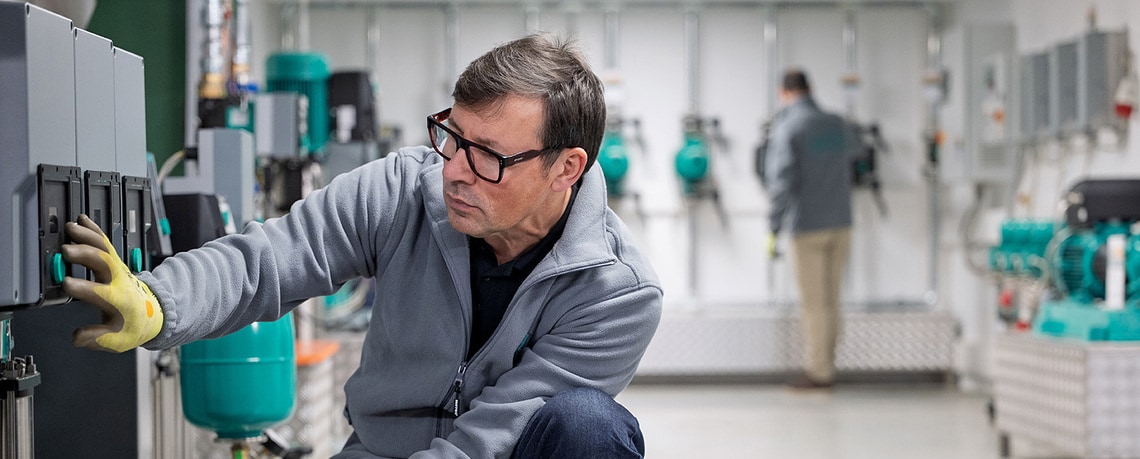 Un expert Wilo au travail