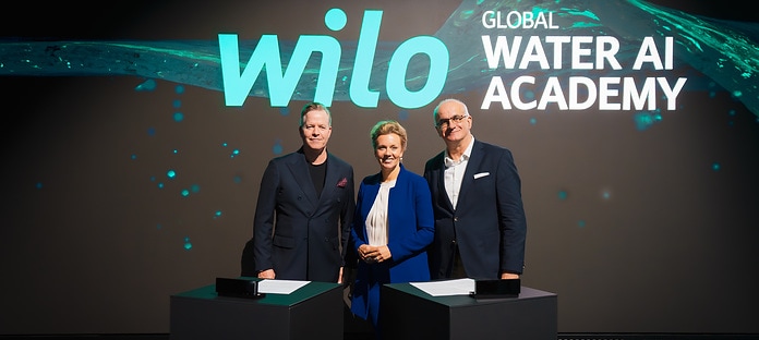 Oliver Hermes, President & Global CEO of the Wilo Group (left), and Prof. Dr Manfred Bayer, Rector of TU Dortmund University (right), signed a letter of intent in the presence of Ina Brandes, North Rhine-Westphalian Minister for Culture and Science (centre