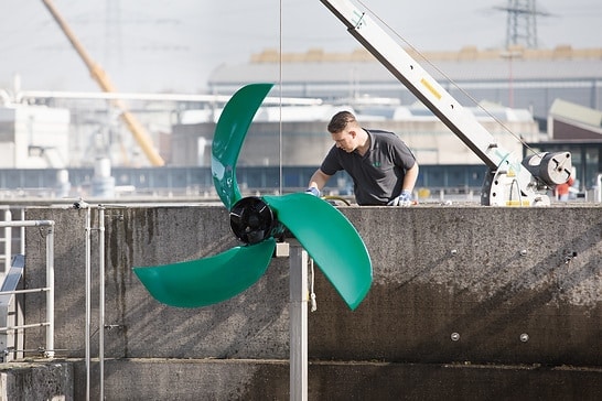 Service Shooting 2014 Sewage Plant Maintenance, Sven Wähner with mixer