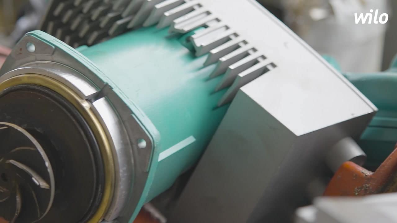 Wilo übernimmt aktiv die Verantwortung für das Recycling der Produkte und sorgt für eine klimaschonende Kreislaufführung wichtiger Rohstoffe inklusive der Seltenen Erden.